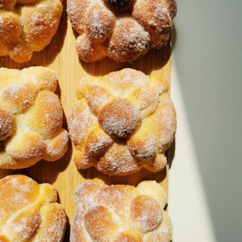 Pan de Muerto Tradicional Día de Muertos Mexicano Receta La Carañola