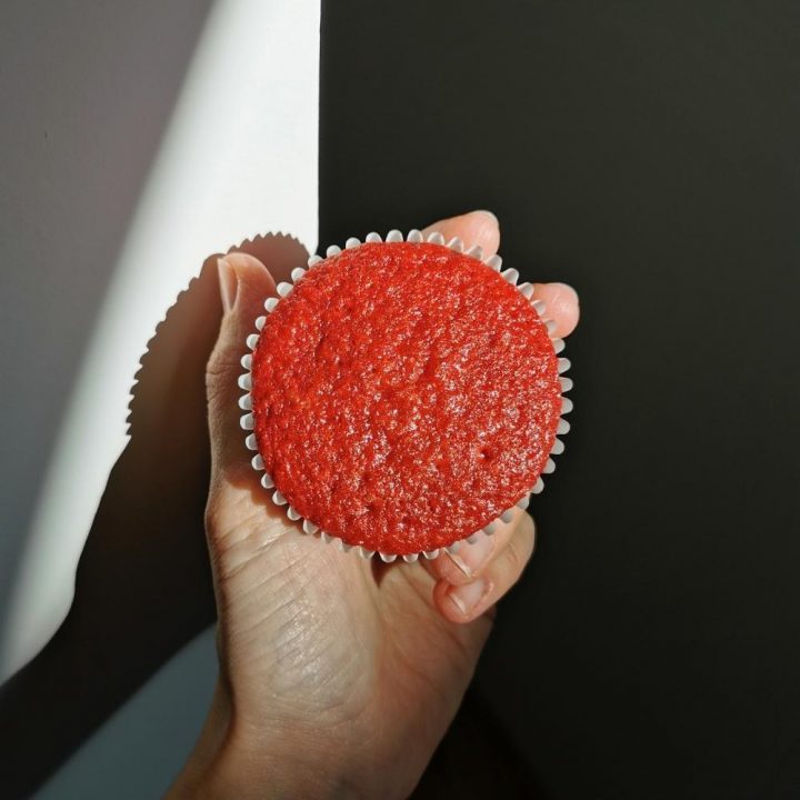 Cupcakes Red Velvet con Frosting de Queso Receta Infalible de La Carañola