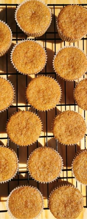 Cupcakes de Zanahoria Carrot Cake con Frosting de Queso Receta Infalible La Carañola