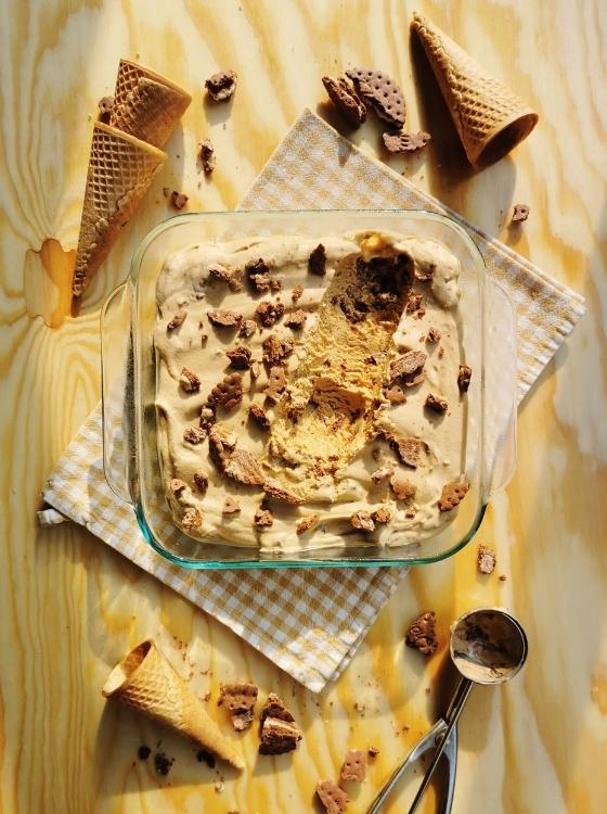 Helado de Café Casero Sin Máquina Heladera Dos Ingredientes Receta de La Carañola Galletas Caledonia
