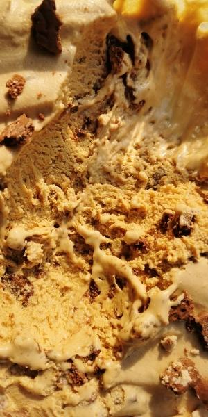 Helado de Café Casero Sin Máquina Heladera Dos Ingredientes de Receta de La Carañola Galletas Caledonia Close Up