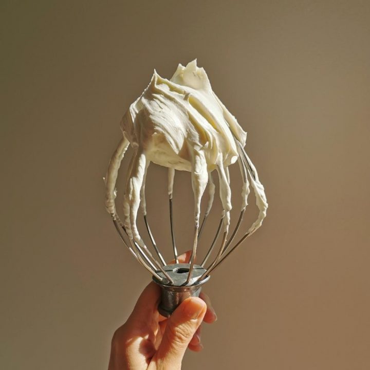 Crema Batida Montada Chantilly de Queso Mascarpone buttercream Receta de La Carañola