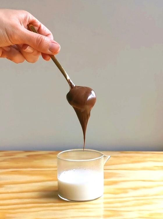Nutellatte Café Latte Leche con Nutella ASMR Receta La Carañola