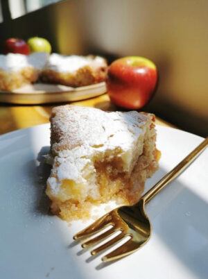 Pastel Tarta Bizcocho Jugoso de Manzana y Queso Crema Apple Butter Cake Cream Cheese Receta de La Carañola