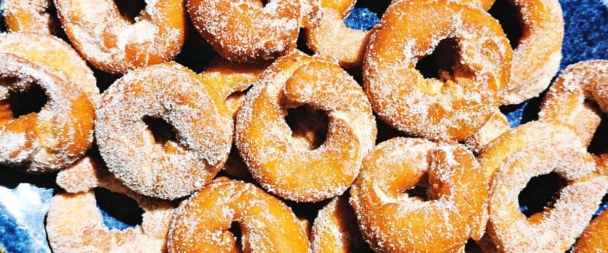 Rosquillas fritas caseras de anis de la abuela receta tradicional española La Carañola