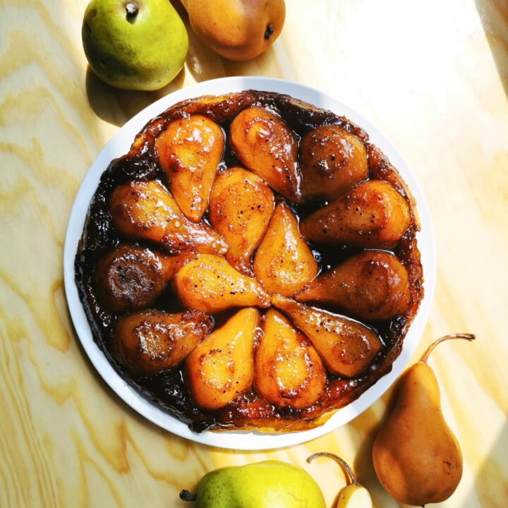 Tarta Tarte Tatin de Peras Francesa Volteada Receta de La Carañola