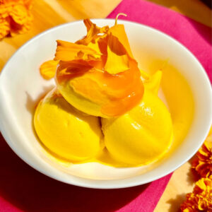 Helado de Cempasúchil y Mandarina y Glaseado de Mandarina Receta