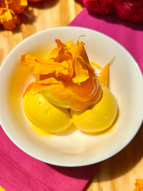Helado de Cempasúchil y Mandarina y Glaseado de Mandarina Receta Fácil